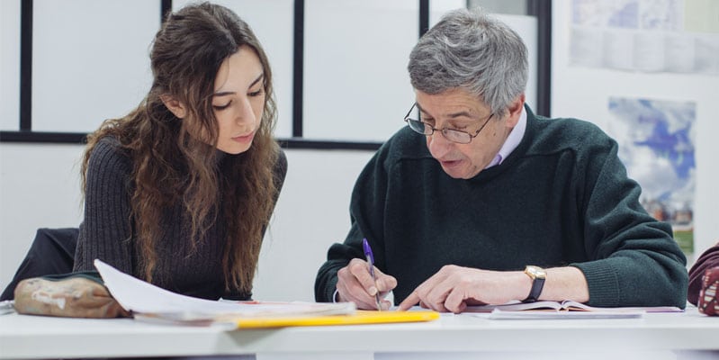 Avec Acadomia Espace Enseignant, c&rsquo;est plus facile de trouver des cours particuliers